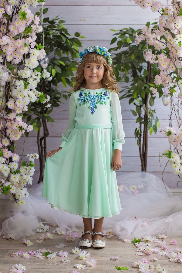 Детское шифоновое платье для девочки с вышивкой Ozy 