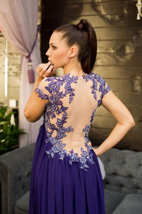 вечернее платье в греческом стиле с открытой спиной Clematis lilac