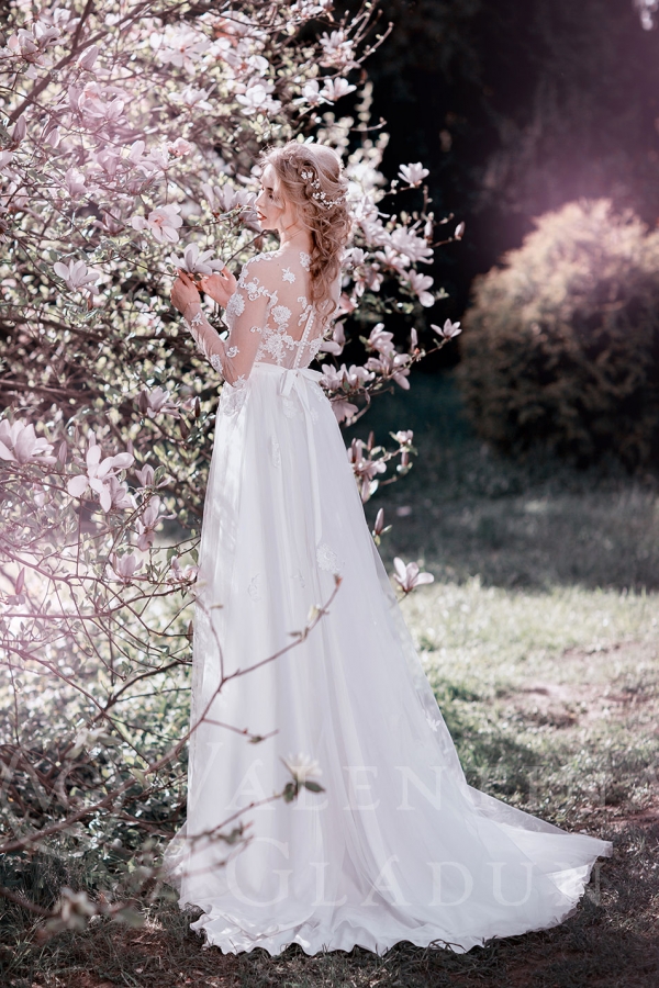 Длинное свадебное платье Bloom