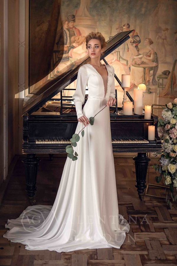 эксклюзивное свадебное платье из шелка с длинными рукавами Вена от Валентины Гладун
