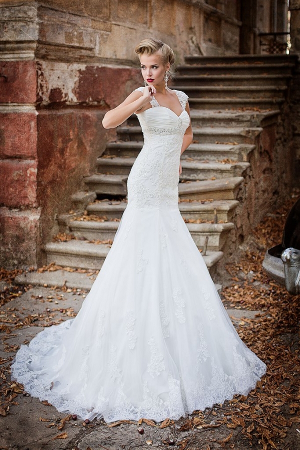 Свадебное платье Artemia