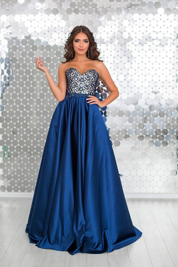 дорогое вечернее платье синего цвета Roxy