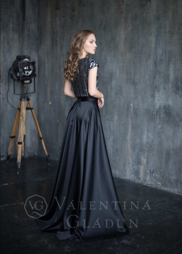 Черный топ в пайетку и длинная юбка на выпускной Винсент из коллекции NOIR