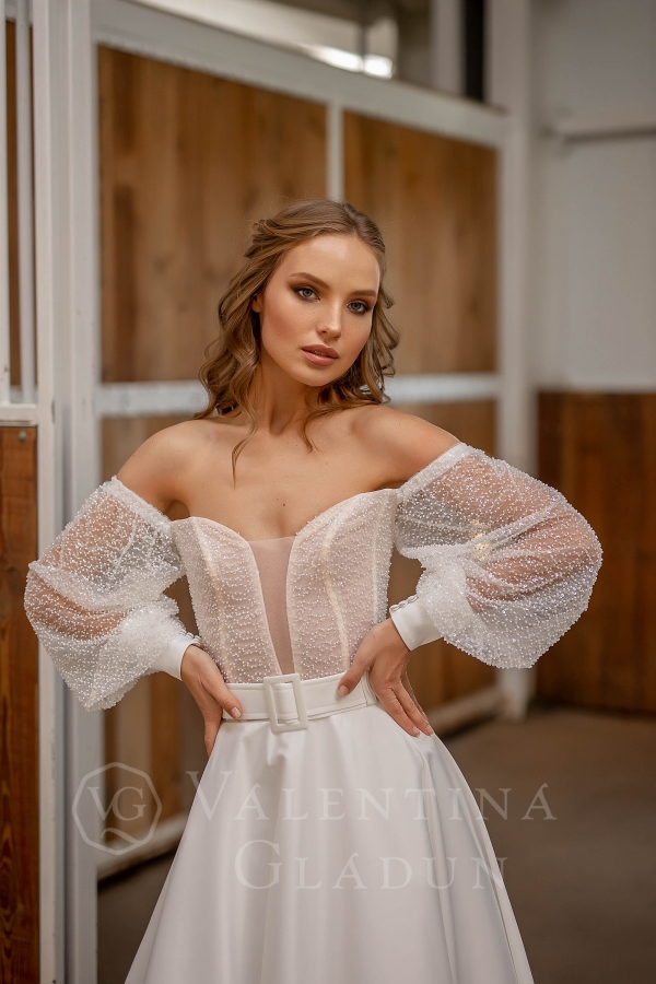 Свадебное платье с поясом Gina 2022
