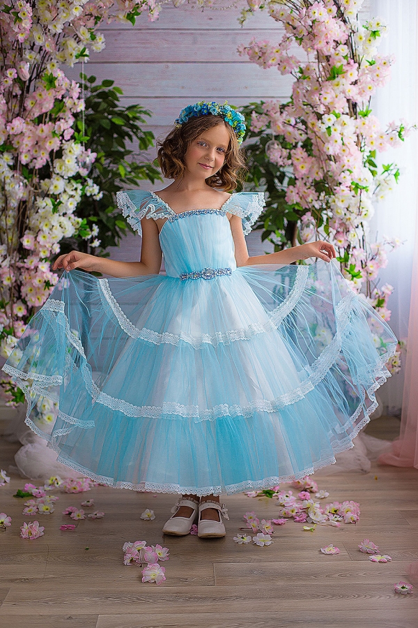 Легкое детское платье с многоярусной юбкой Grace blue