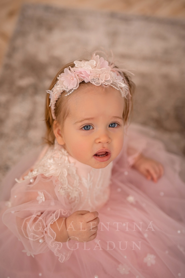 розовое платье на маленькую девочку