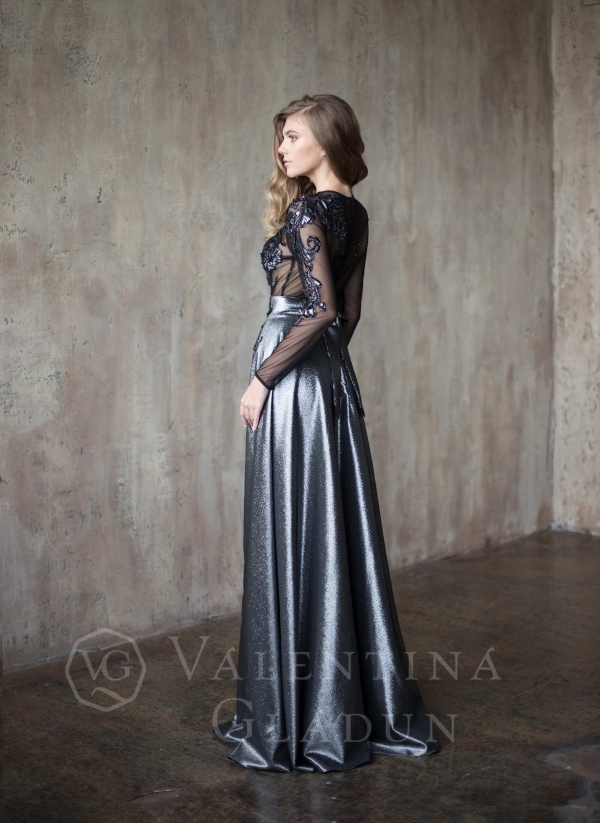 Вышитое макси-платье для выпускного Мелани от В.Гладун