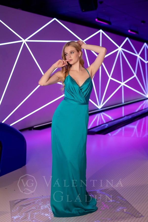 Выпускное платье шелковое Charlize 2022