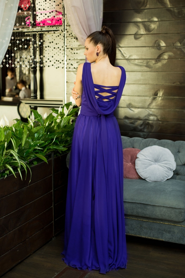 вечернее платье в пол с разрезом и открытой спиной Anemone blue