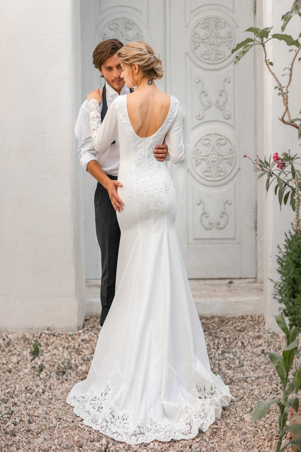 Эффектное модное свадебное платье 2020 Лукрезио от Валентины Гладун